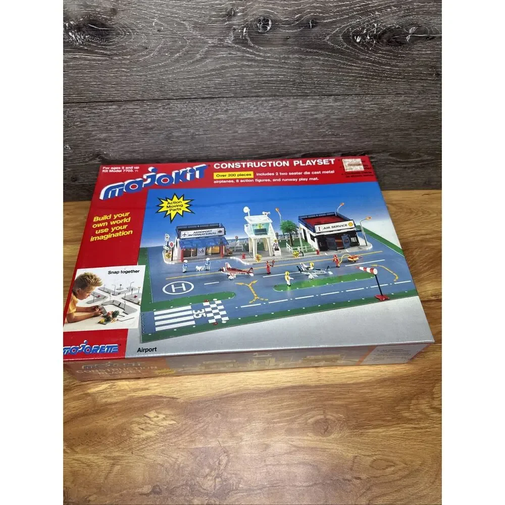 Majorette Majokit France Construction Playset Airport– 200 Pieces New